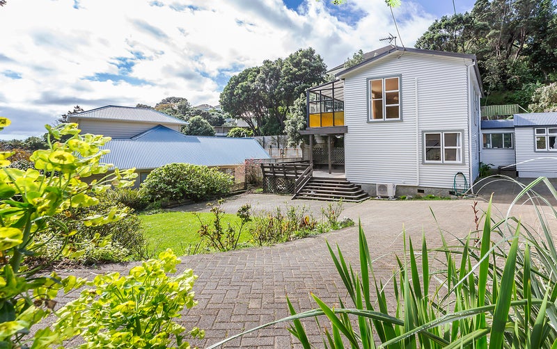 87 Monorgan Road, Strathmore Park, Wellington - Carousel 1