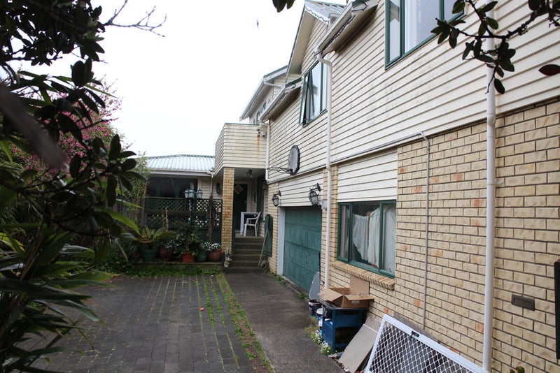 1/2 Reeves Road, Pakuranga, Auckland - Carousel 6