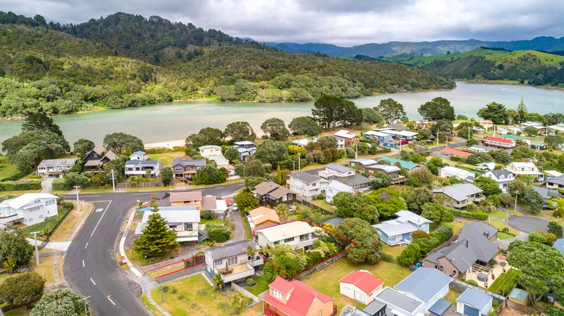 201B Marie Crescent, Whangamatā - Carousel 26