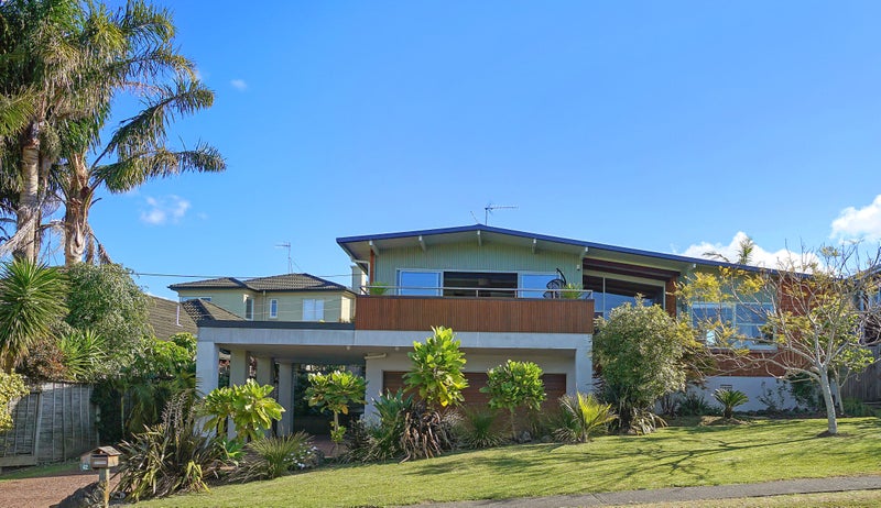 42 Quebec Road, Milford, Auckland - Carousel 1