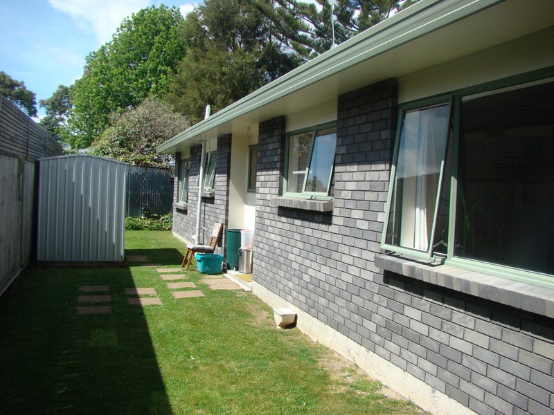 64A Fox Street, Hamilton East, Hamilton - Carousel 2