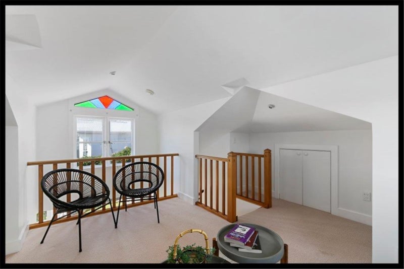 27 Everest Street, Khandallah, Wellington - Carousel 20