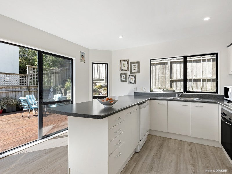 98A Cortina Avenue, Johnsonville, Wellington - Carousel 2
