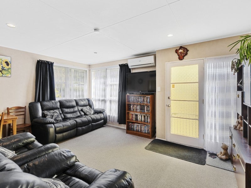 25A Karaka Street, Wainuiomata, Lower Hutt - Carousel 2