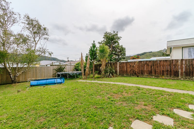 7 Antrim Crescent, Wainuiomata, Lower Hutt - Carousel 2