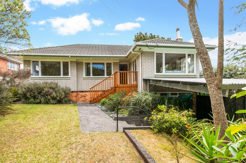 32 Woodward Avenue, Mangere Bridge, Auckland - Carousel 2