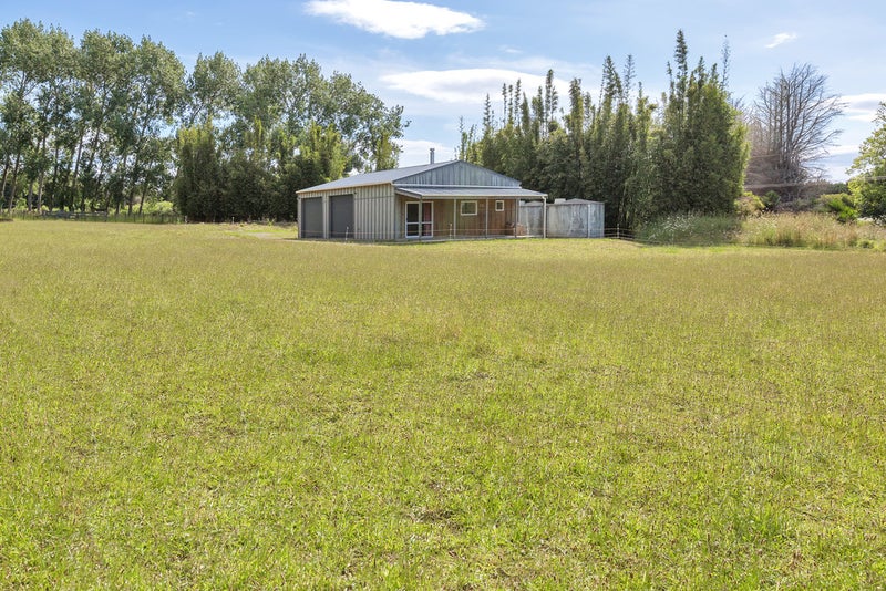 11 Proctor Road, Whangarei - Carousel 1