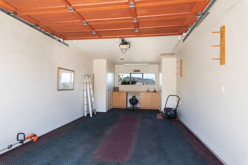 1 Tasman Heights, Ahipara, Kaitaia - Carousel 26