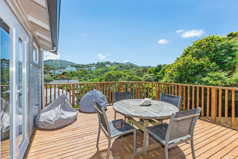 13 Mandalay Terrace, Khandallah, Wellington - Carousel 2