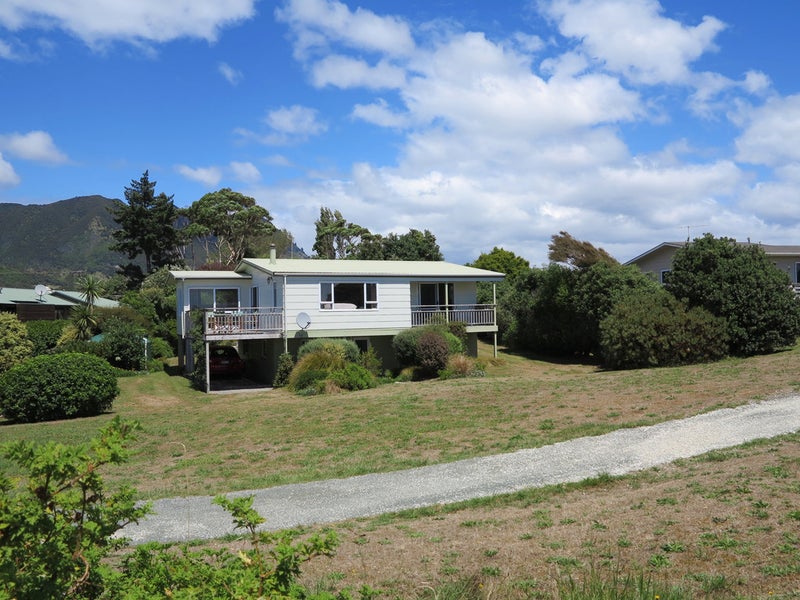 48 Selwyn Street, Pohara - Carousel 20