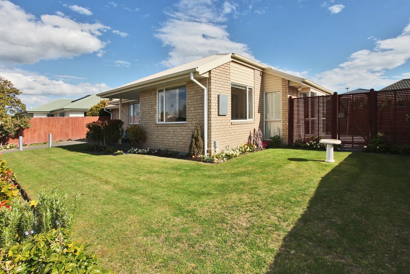 1 Briarmont Street, Avondale, Christchurch - Carousel 2