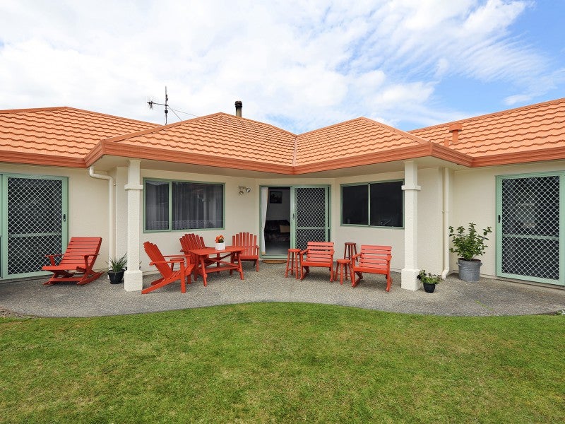 3 Rutland Place, Taradale, Napier - Carousel 2