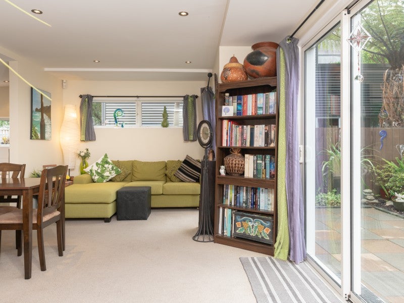 83A Te Wharepouri Street, Berhampore, Wellington - Carousel 2