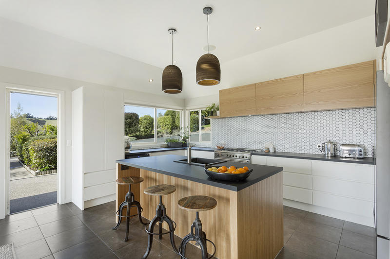 3 Fairmile Drive, Kinmont Park, Mosgiel - Carousel 2