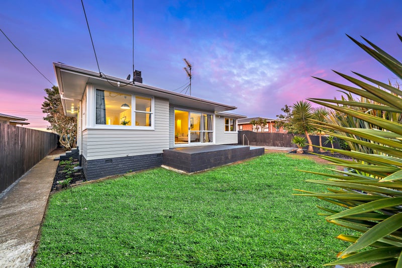 37 Clayton Avenue, Otara, Auckland - Carousel 2