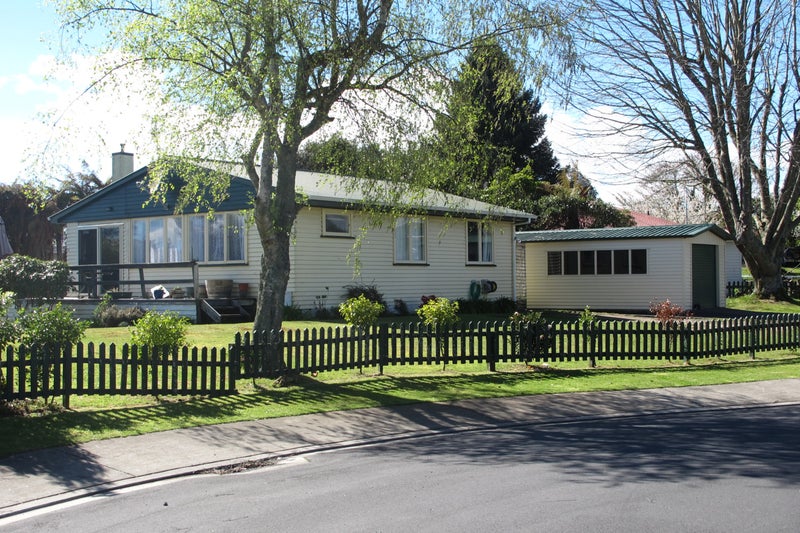 3 Hermes Place, Sunnybrook, Rotorua - Carousel 1