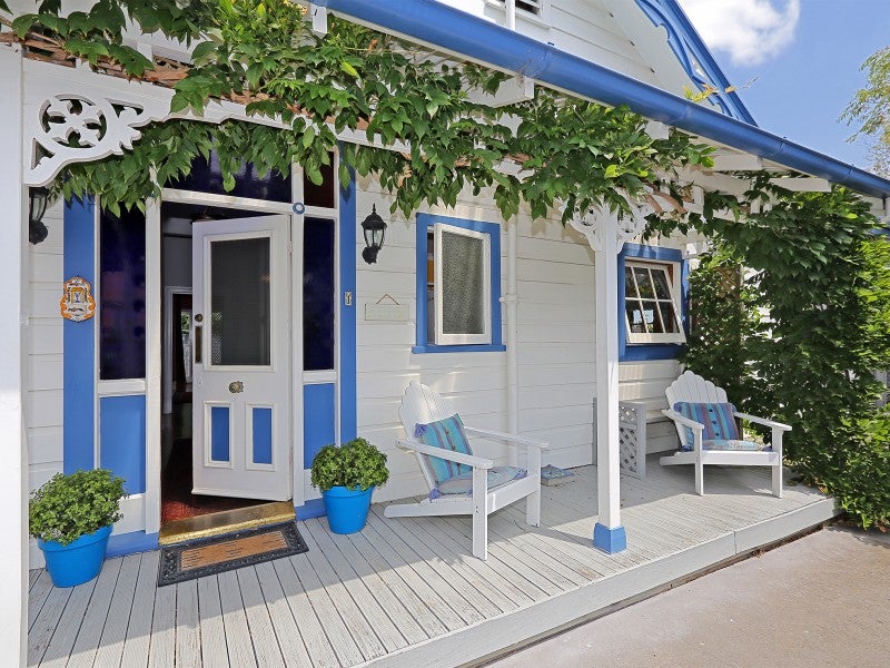 1 Sealy Road, Bluff Hill, Napier - Carousel 1