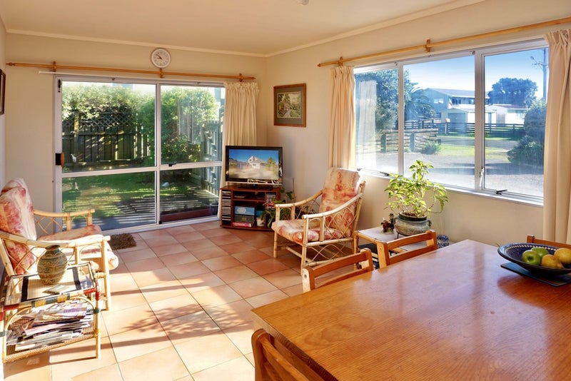 548 Pukehina Parade, Te Puke - Carousel 18