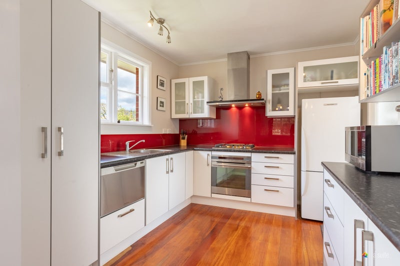 29 Shakespeare Avenue, Trentham, Upper Hutt - Carousel 2