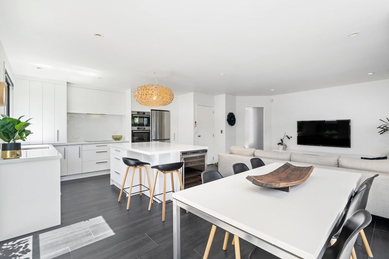 13B Ngaio Street, Orakei, Auckland - Carousel 2