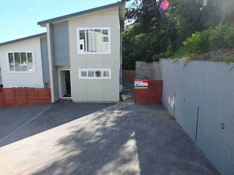 137E Miramar Avenue, Miramar, Wellington - Carousel 1