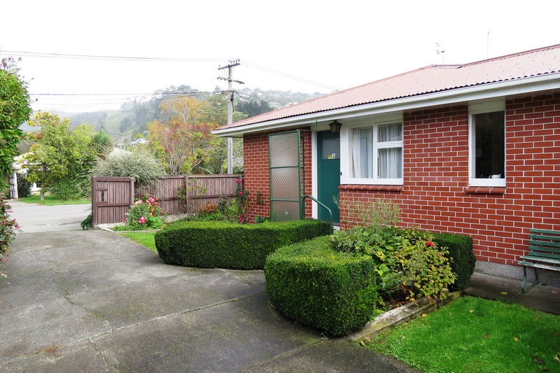 9 Roscoe Street, Saint Martins, Christchurch - Carousel 2