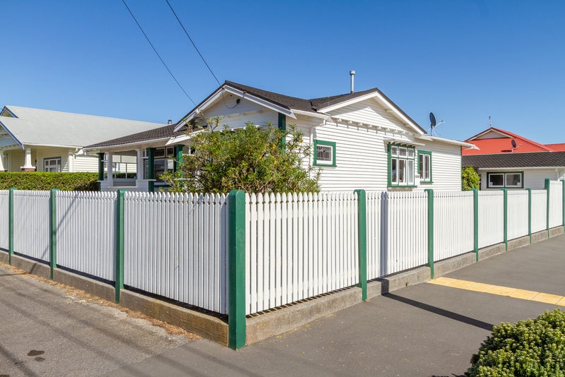 33 William Street, Petone, Lower Hutt - Carousel 19