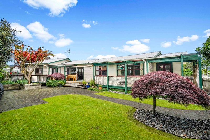 48 Fairview Street, Fairview Downs, Hamilton - Carousel 2