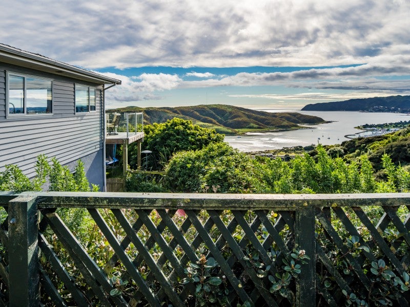 12 Ettrick Grove, Papakowhai, Porirua - Carousel 26