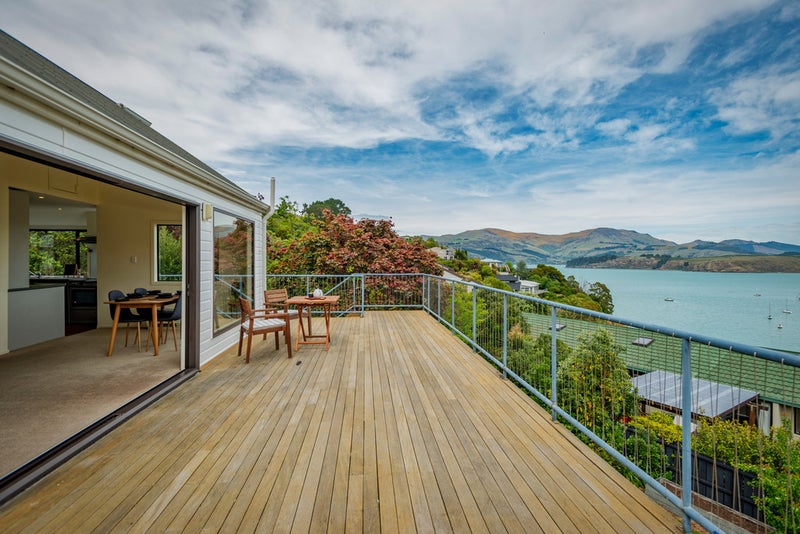 7A Governors Bay Road, Cass Bay, Lyttelton - Carousel 1