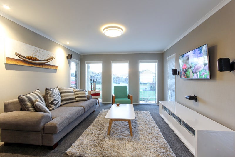 7 Augusta Grove, Waiwhakaiho, New Plymouth - Carousel 24