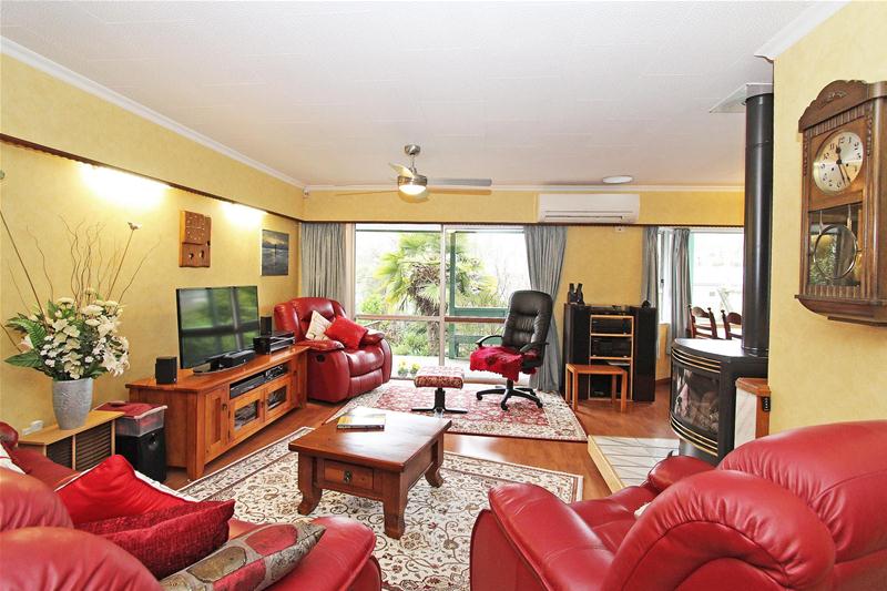 8 The Ridgeway, Enner Glynn, Nelson - Carousel 2