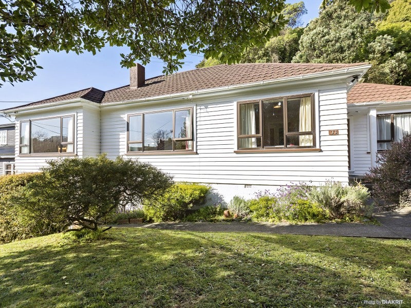 33 Burrows Avenue, Karori, Wellington - Carousel 2