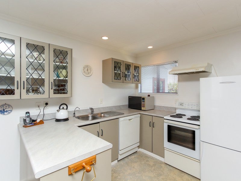 17C Walsh Road, Westown, New Plymouth - Carousel 2