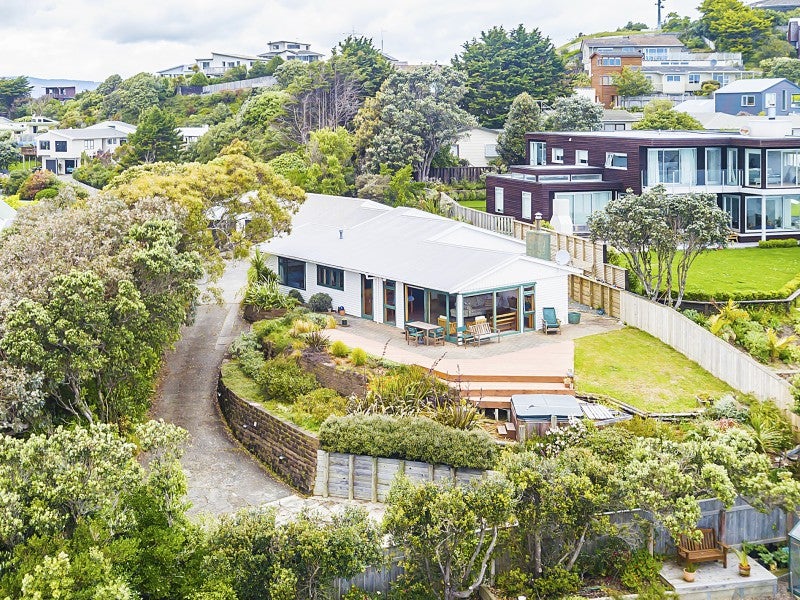 21 Taupo Crescent, Plimmerton, Porirua - Carousel 26
