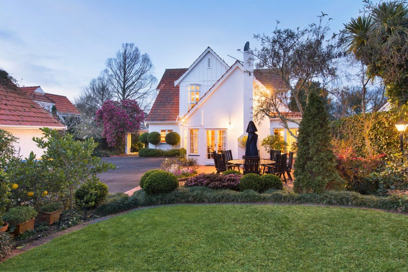 25 Fern Glen Road South, Saint Heliers, Auckland - Carousel 1