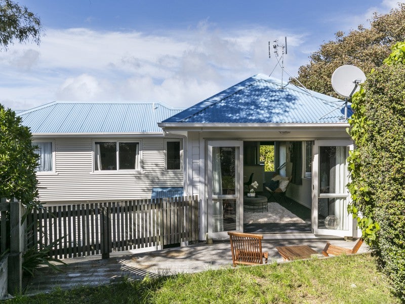 19E Motueka Street, Ngaio, Wellington - Carousel 1