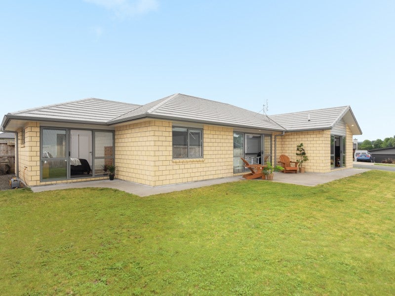 23 Materawaho Way, Pyes Pa, Tauranga - Carousel 2