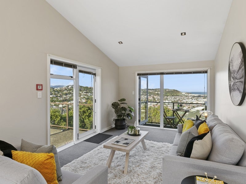 8/21 Duchess Place, Maupuia, Wellington - Carousel 2