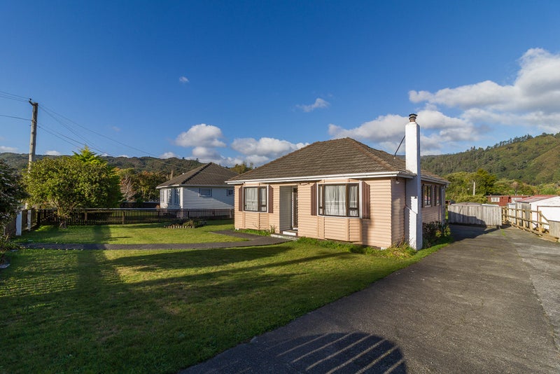 37 Stanley Street, Wainuiomata, Lower Hutt - Carousel 2