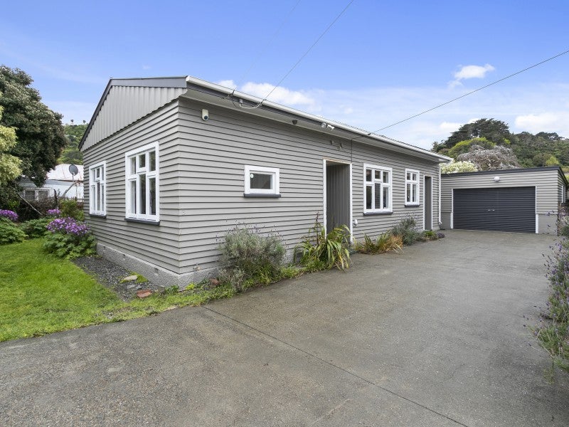 3 Nicholls Avenue, Petone, Lower Hutt - Carousel 1