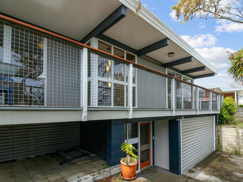 21 Penrith Street, Westown, New Plymouth - Carousel 2