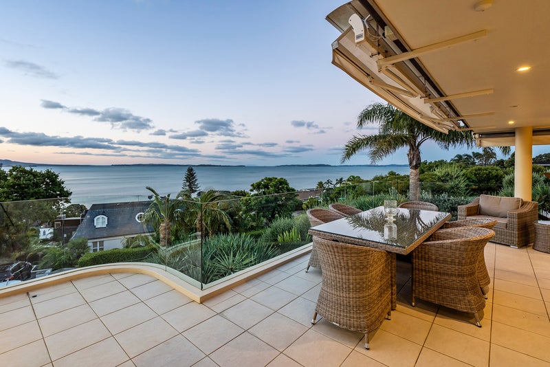 15 Island View Terrace, Cockle Bay, Auckland - Carousel 2