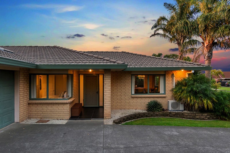 13 Len Garlick Place, Pahurehure, Papakura - Carousel 2