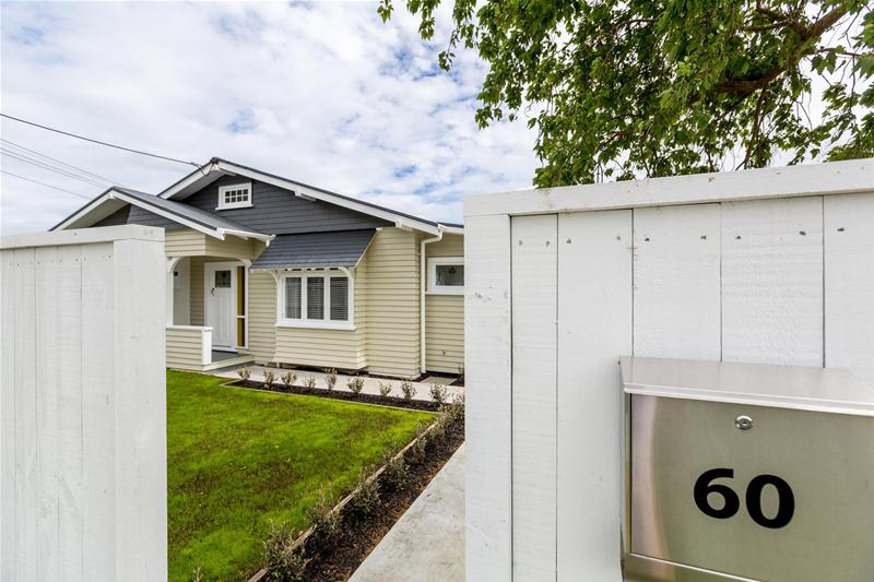 60 Brois Street, Frankleigh Park, New Plymouth - Carousel 1