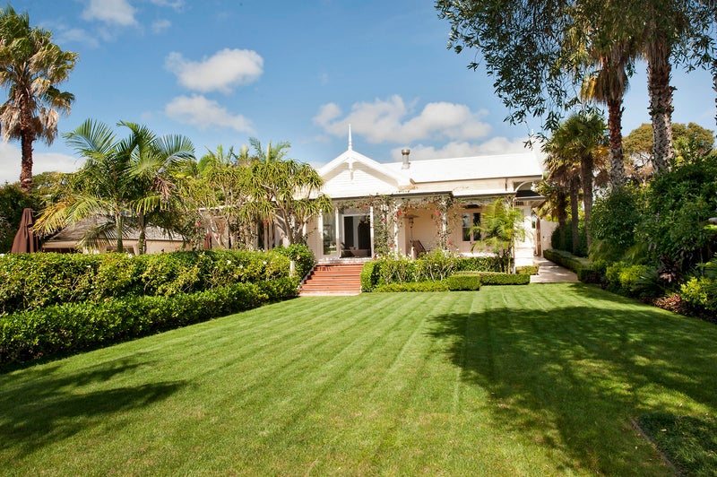 9 Cremorne Street, Herne Bay, Auckland - Carousel 8