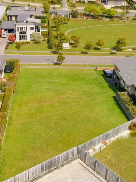 5 Coprosma Crescent, Waipahihi, Taupo - Carousel 2