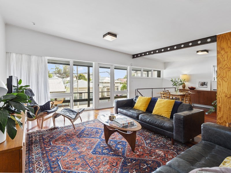 31 Aro Street, Aro Valley, Wellington - Carousel 1