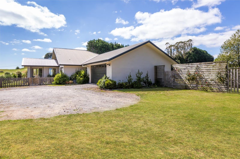 246 Tuhingamata Road, Taupo - Carousel 2