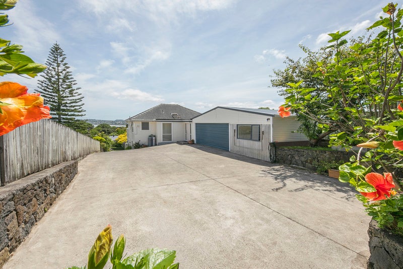 59 Taylor Road, Mangere Bridge, Auckland - Carousel 21
